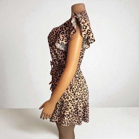 Leopard Women Button Ruffle Romper - Picture 5 of 8